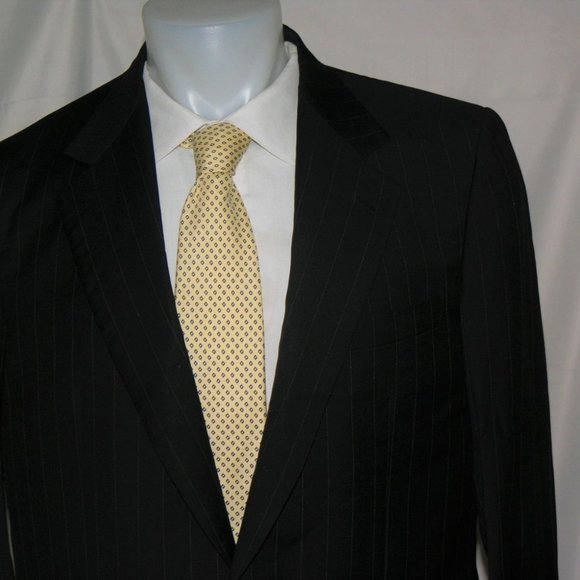 Brioni Two Button Hand Tailored Vintage Blue Stripe Two Button Suit Jacket 42L